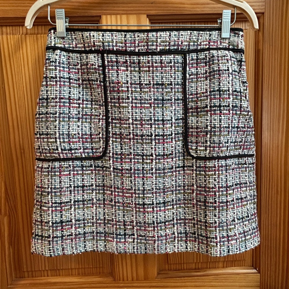 LOFT Tweed Mini Skirt - 🎀